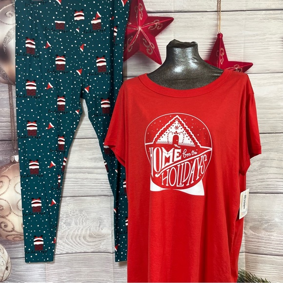 LuLaRoe 3XL Christmas Liv top with TC2 Christmas leggings - Picture 2 of 14